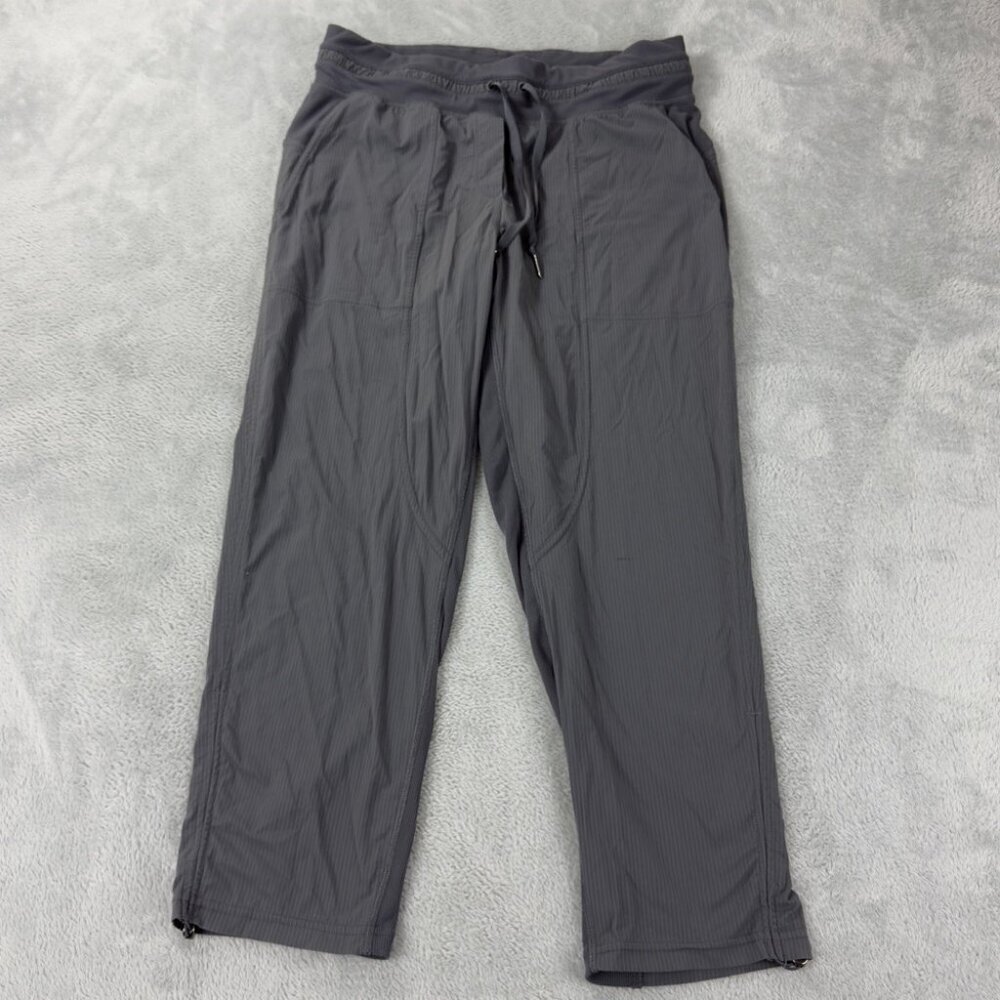 Lululemon Women’s Size 8 Dance Studio Crop 25”